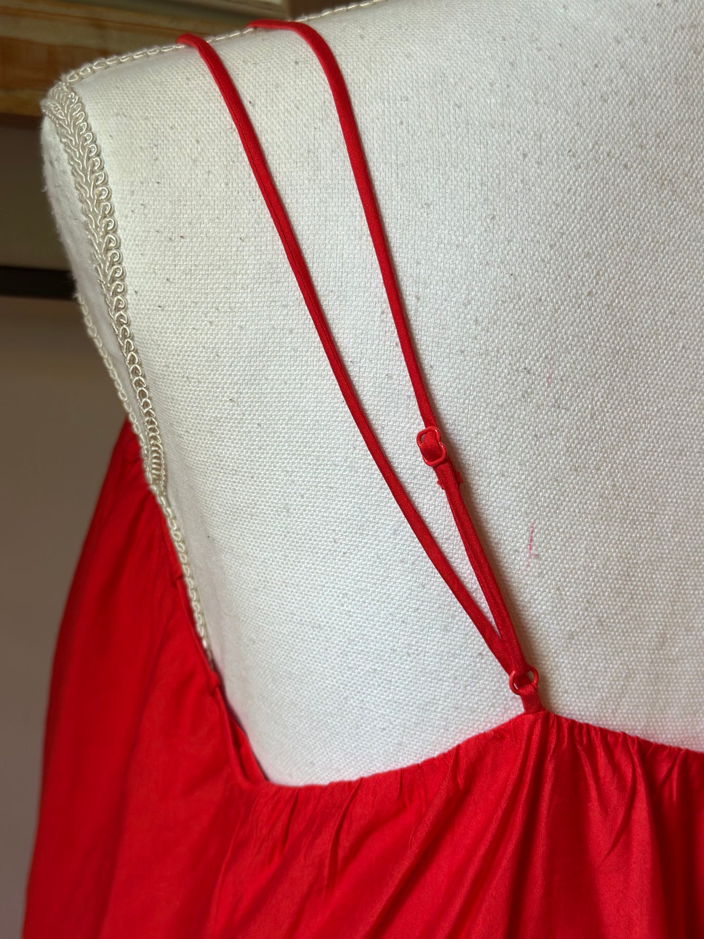 Robe trapèze rouge T.34 oversize