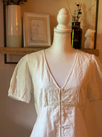 Robe broderie anglaise coton T.40