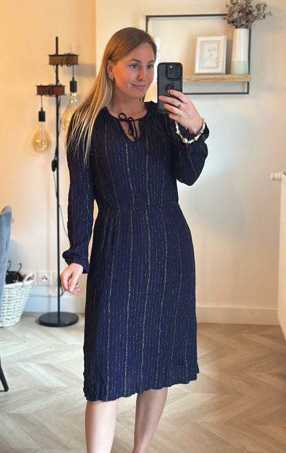 Robe midi fluide marine et lurex doré T.38