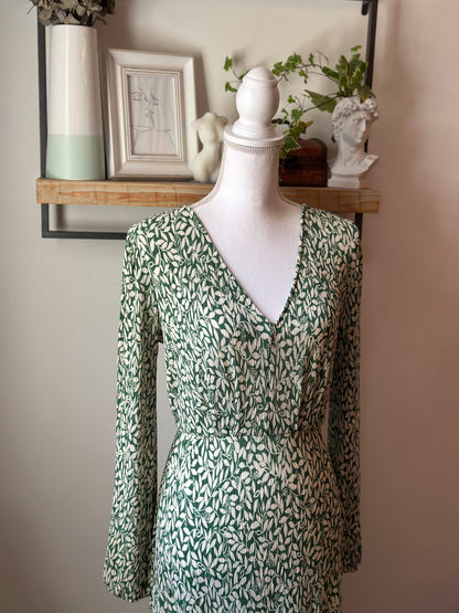 Robe mi-longue à motif feuillage T.34/36