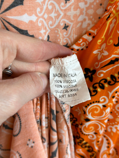 Robe fluide à coupe longue, motifs bandana orange et blanc, T.36