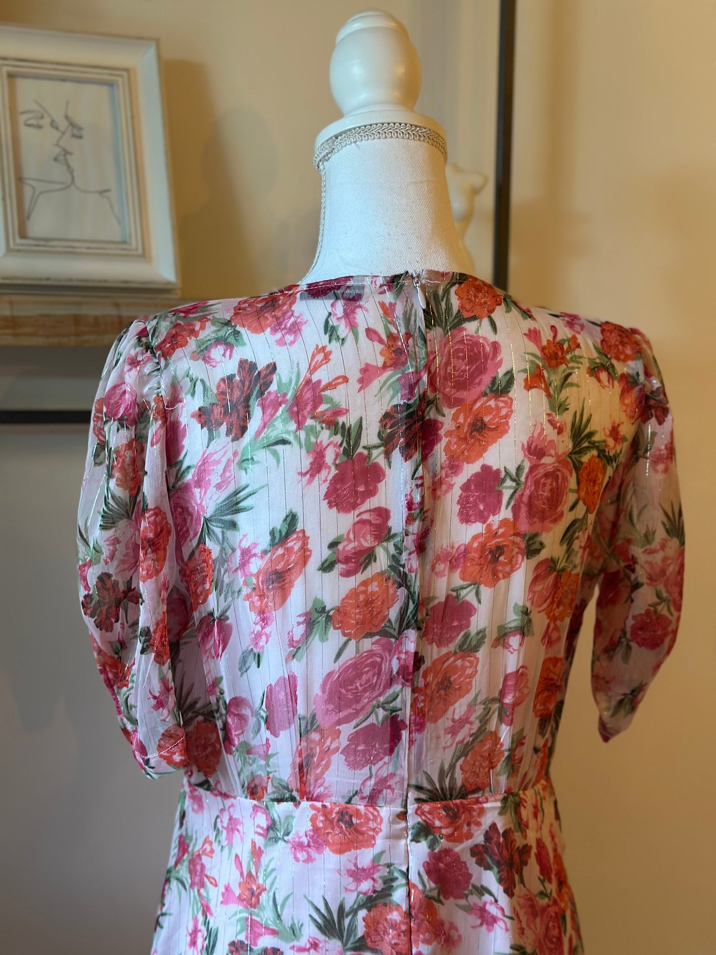 Robe longue fleurie à fils lurex T.38