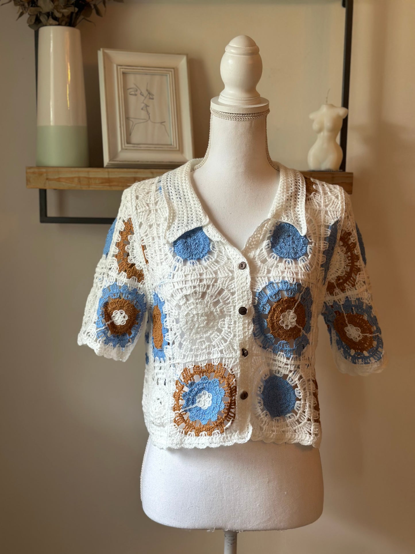 Cardigan manches courtes au crochet T.36