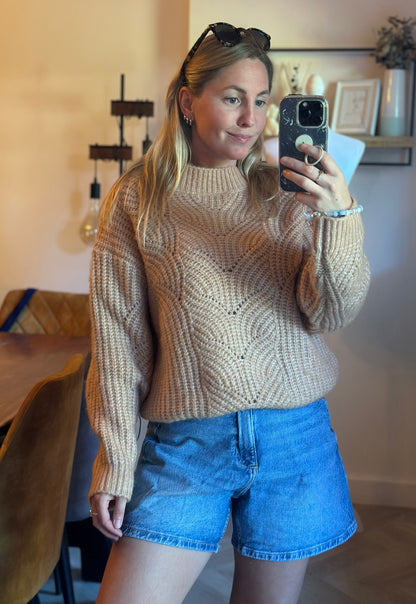 Pull maille torsadée T.36 oversize