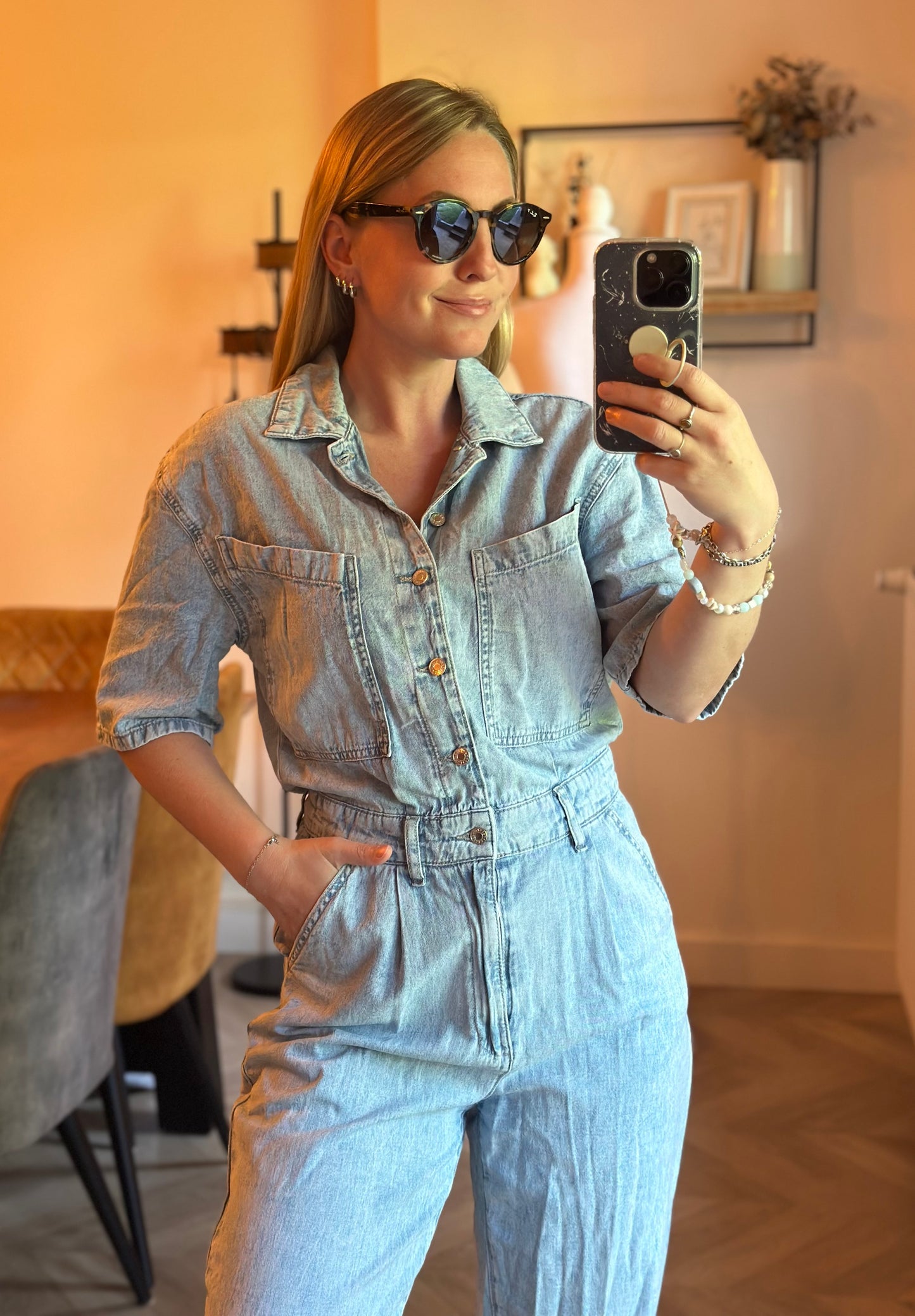 Combinaison jean bleu clair denim coupe droite manches courtes T.36