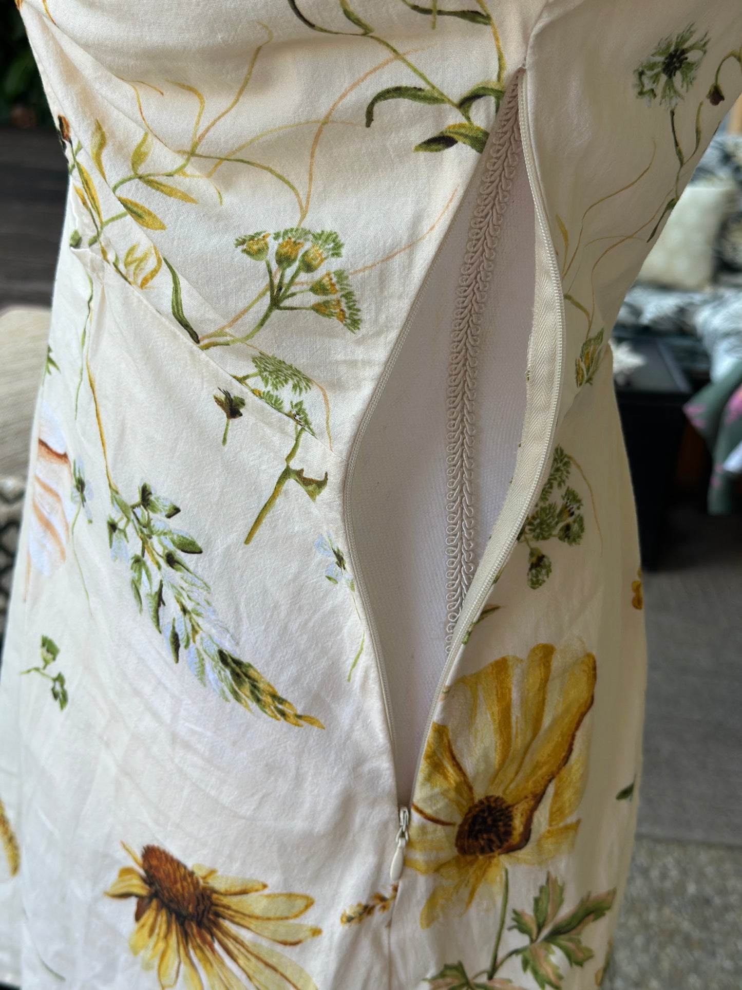 Robe en lin et coton imprimé fleuri T.36