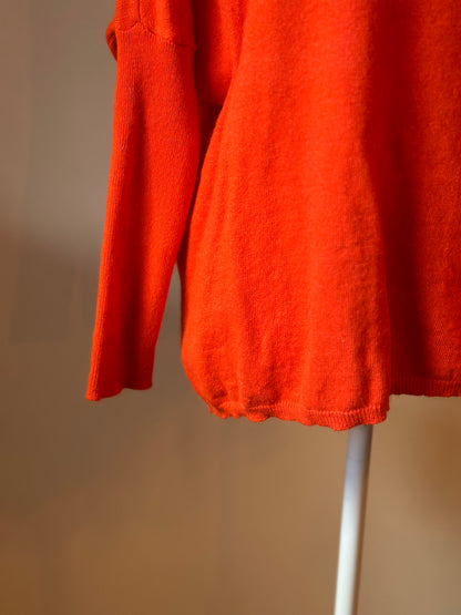 Pull rouge col V angora laine T.36