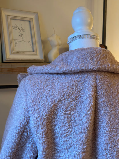 Manteau en bouclette rose clair doublé fabriqué en Italie T.36