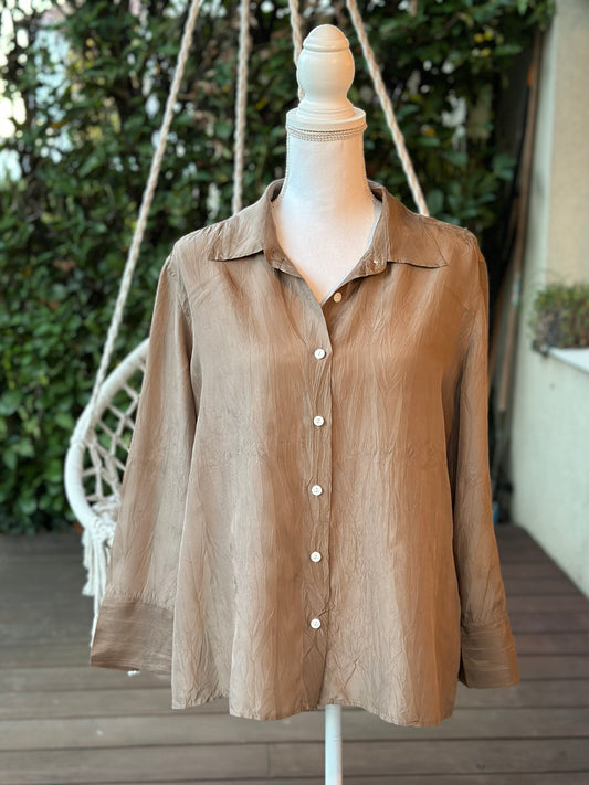 Chemise légère en soie camel T.44