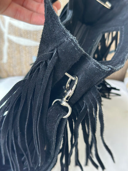 Sac à franges daim noir cuir Italie – bandoulière amovible