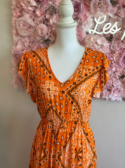 Robe fluide à coupe longue, motifs bandana orange et blanc, T.36