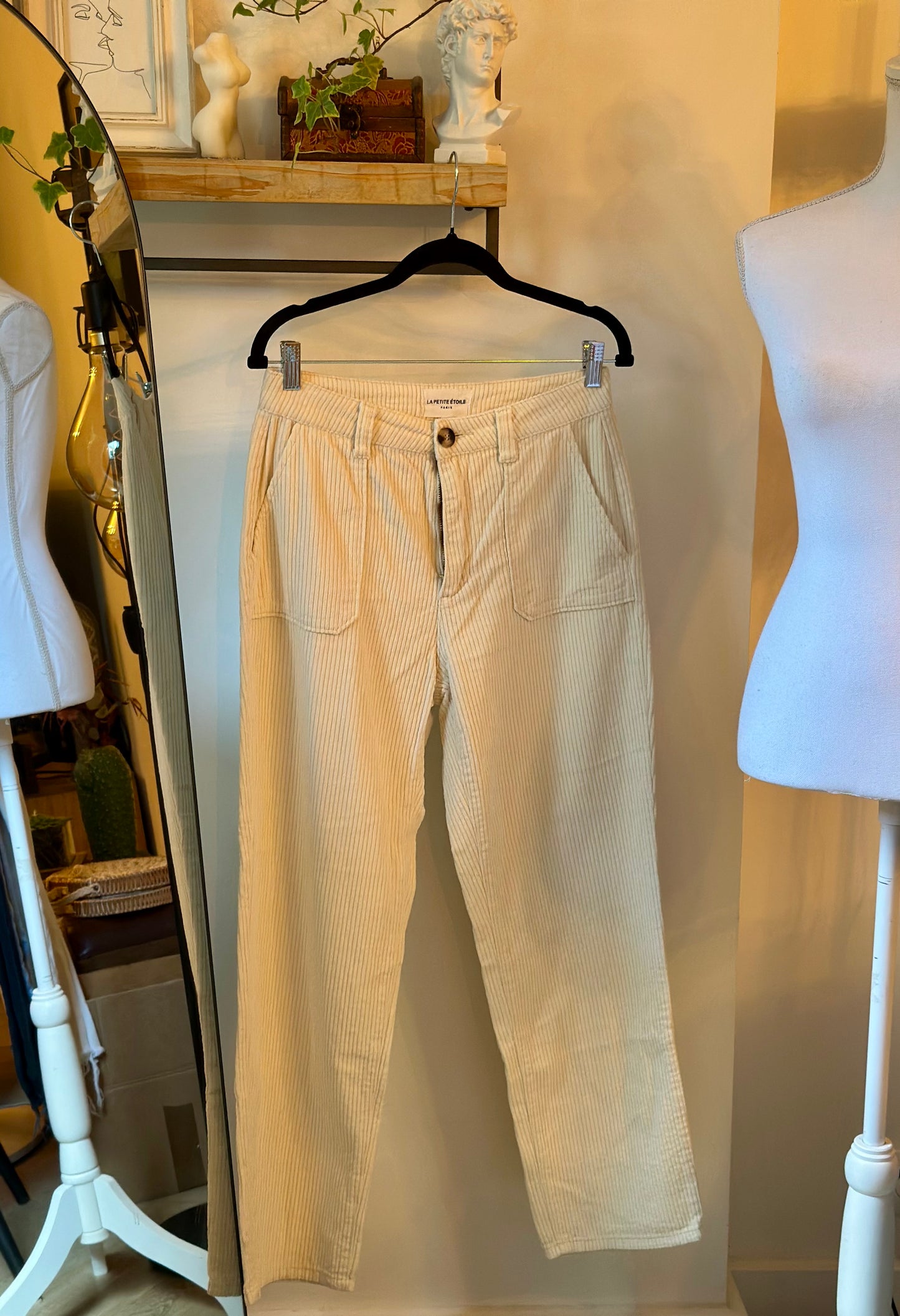 Pantalon velours côtelé écru T.38