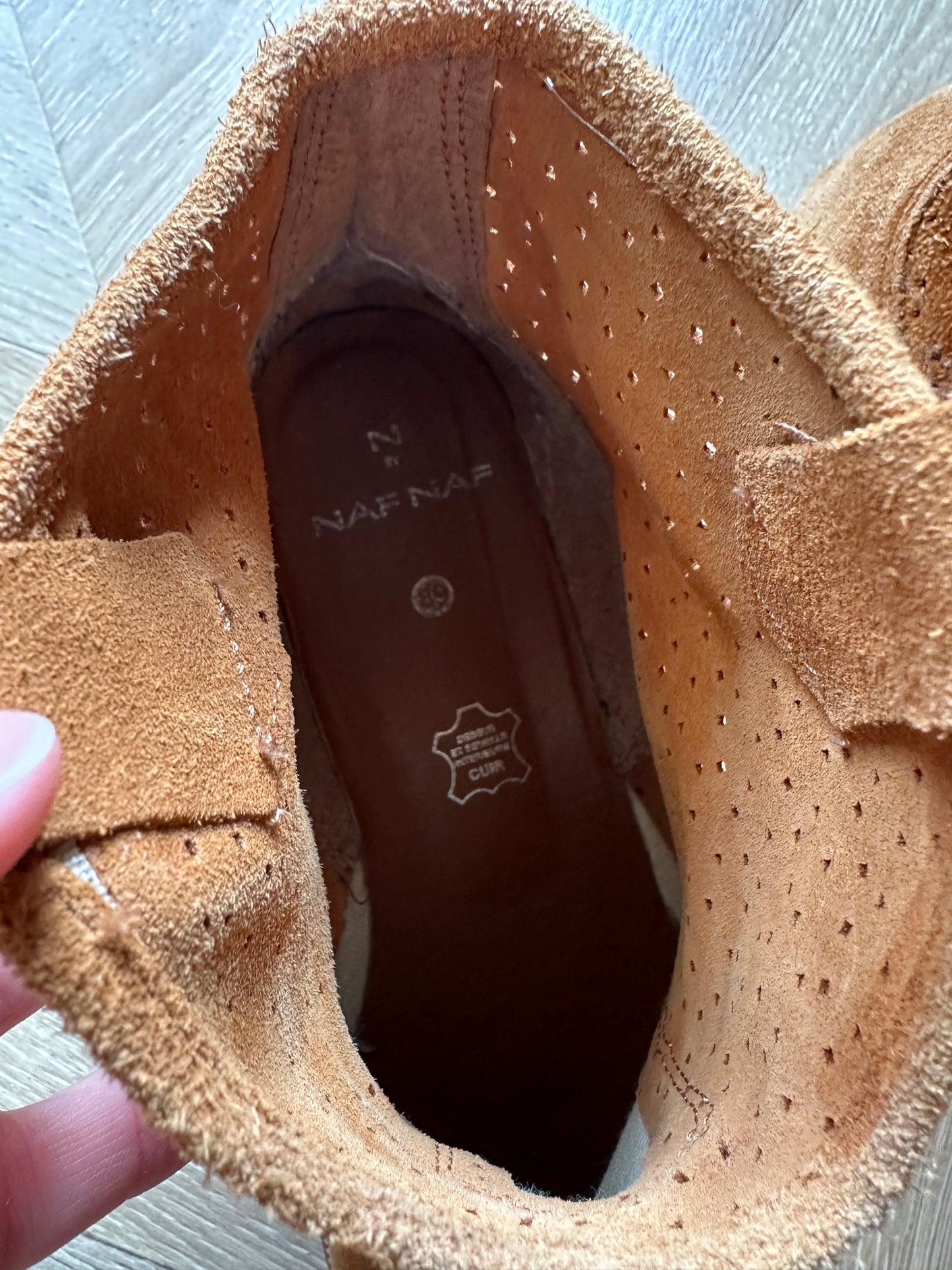 Bottines en cuir daim camel T.39