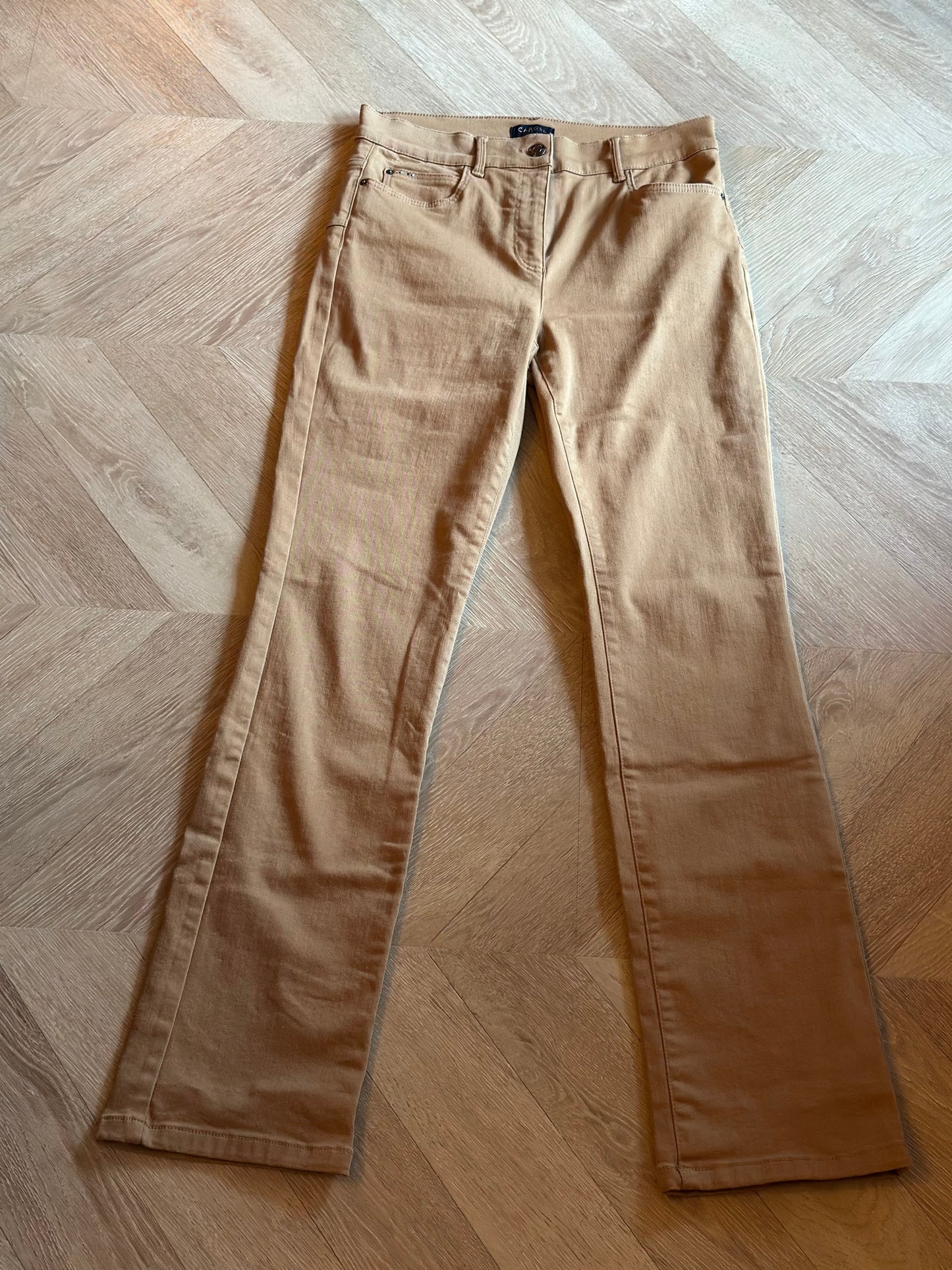 Pantalon flare beige coton stretch T.38
