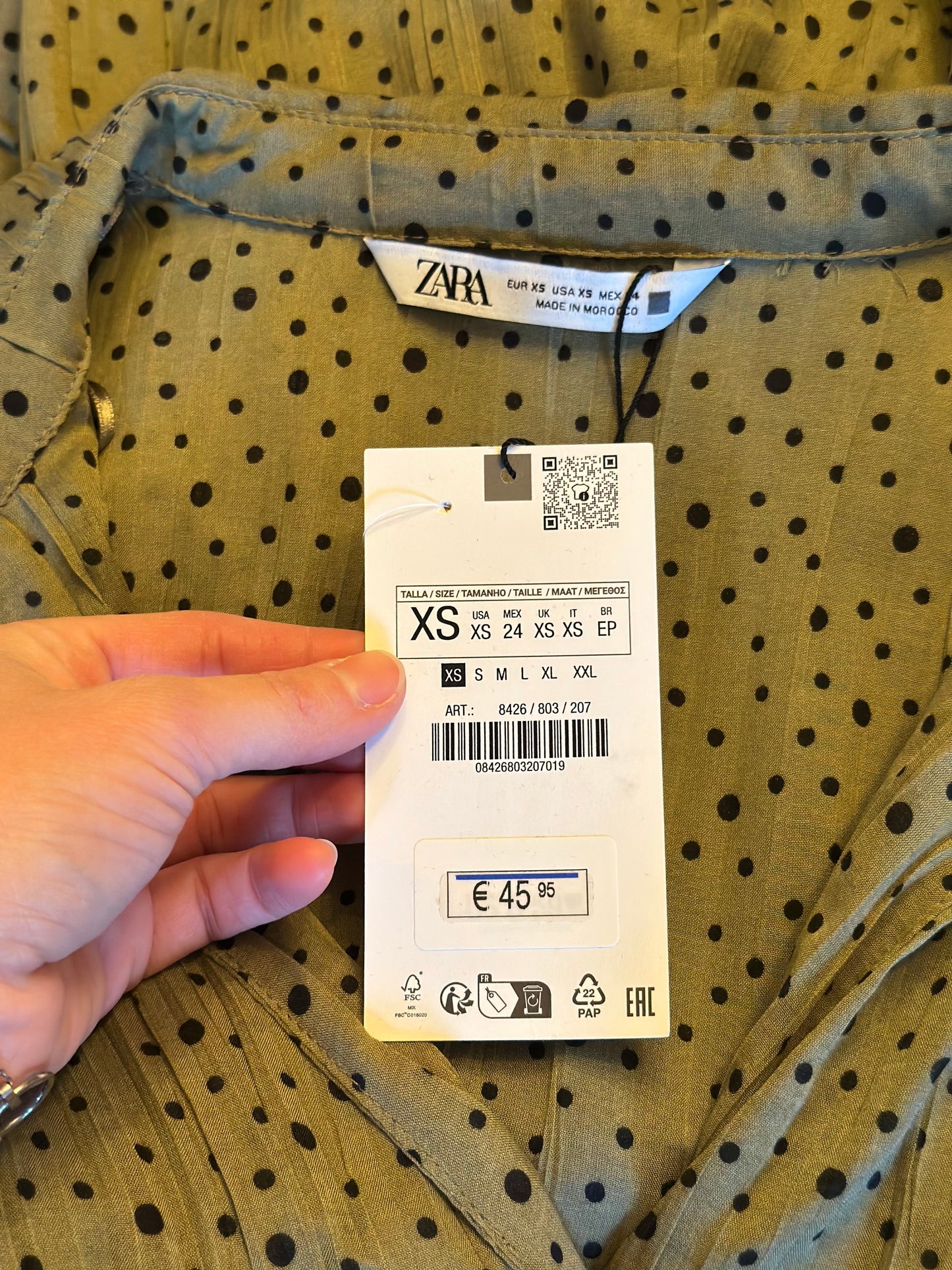 Robe chemise fluide à pois kaki T.34 neuf avec étiquette