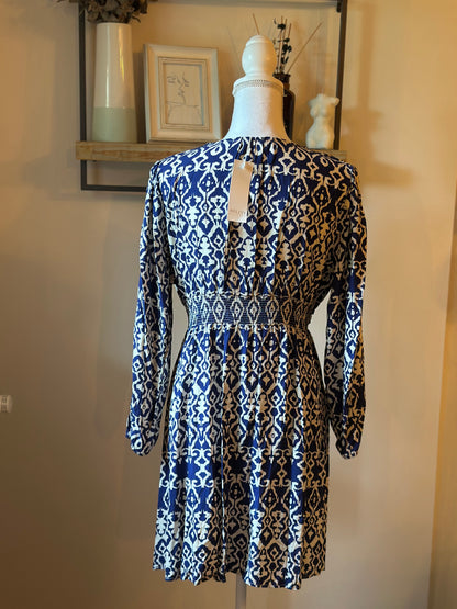 Robe courte imprimé bohème bleu blanc neuves T.36/38