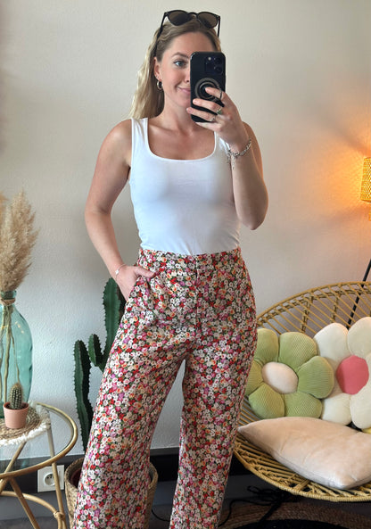 Pantalon fluide à jambes larges motifs fleuris colorés T.36