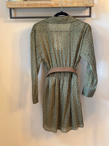 Robe chemise fluide à pois kaki T.34 neuf avec étiquette