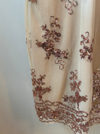 Robe courte à sequins beige rosé bretelles fines T.36