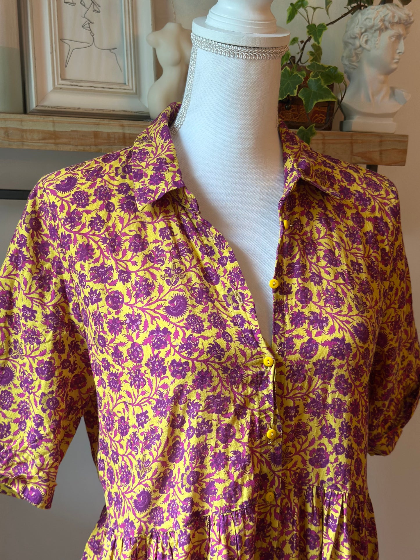 Robe mi-longue fleurie T.38