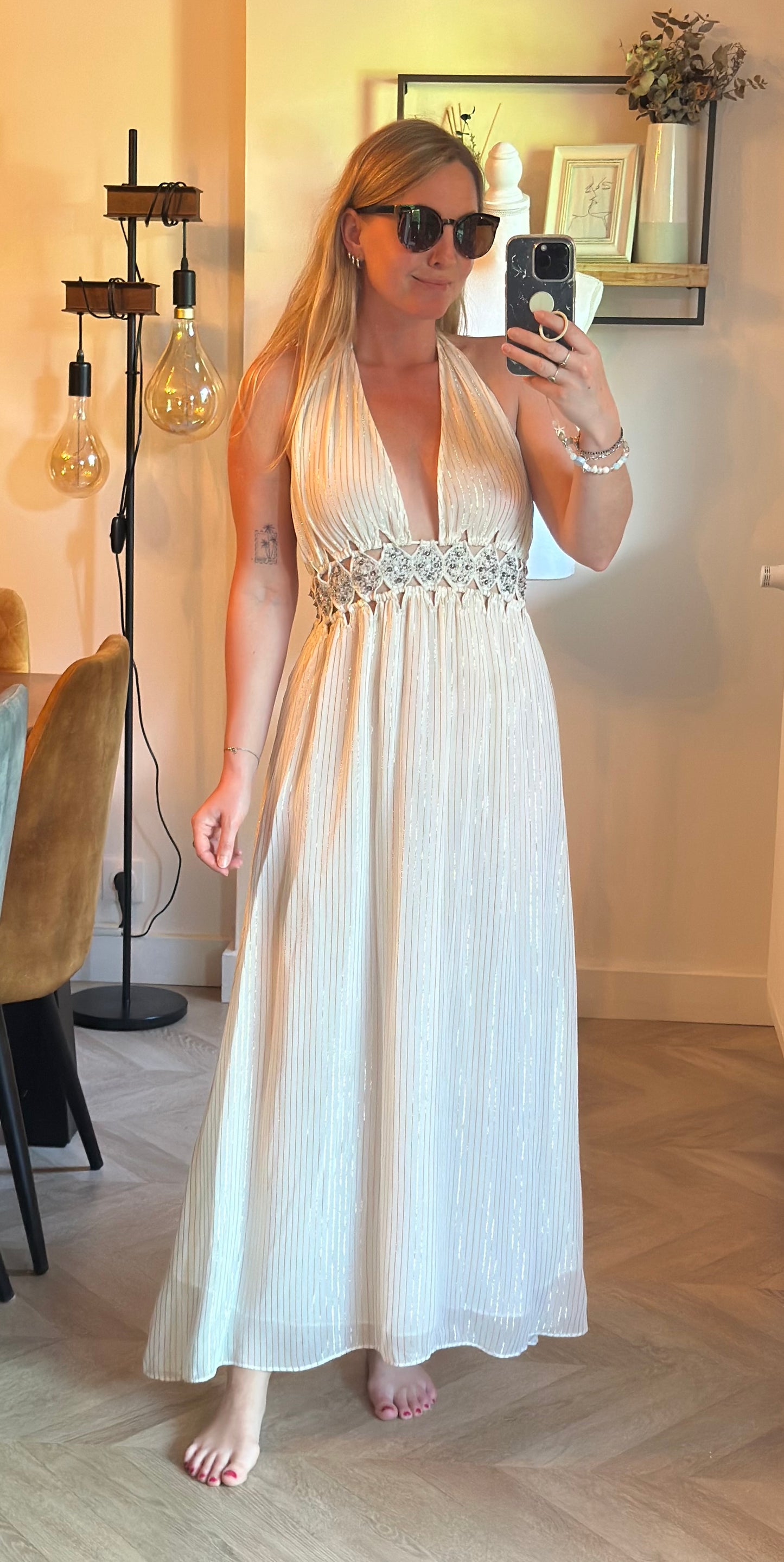Robe longue dos nu écrue et dorée T.34
