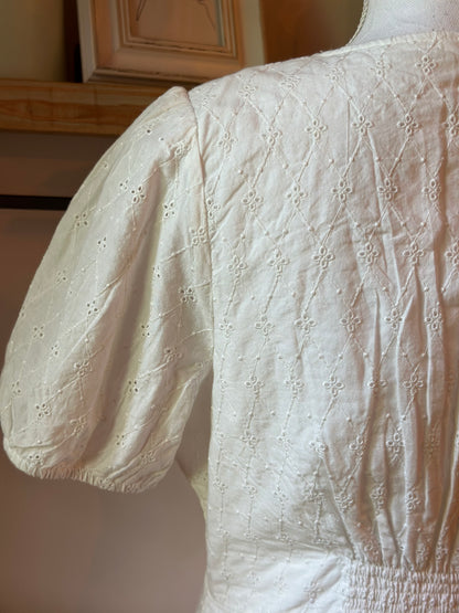 Robe broderie anglaise coton T.40