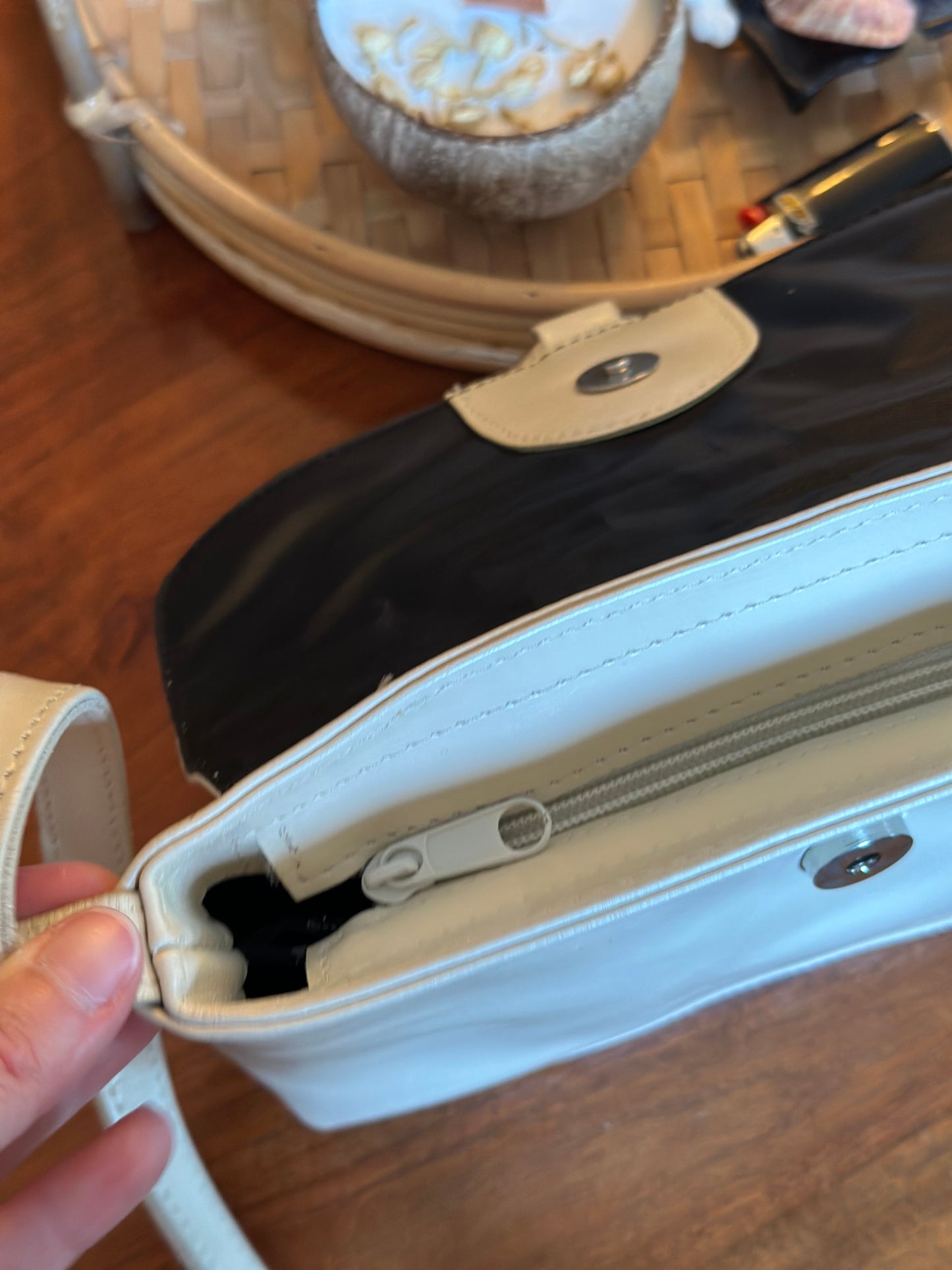 Sac bandoulière en cuir blanc crème cercle argenté – Vintage Made in France