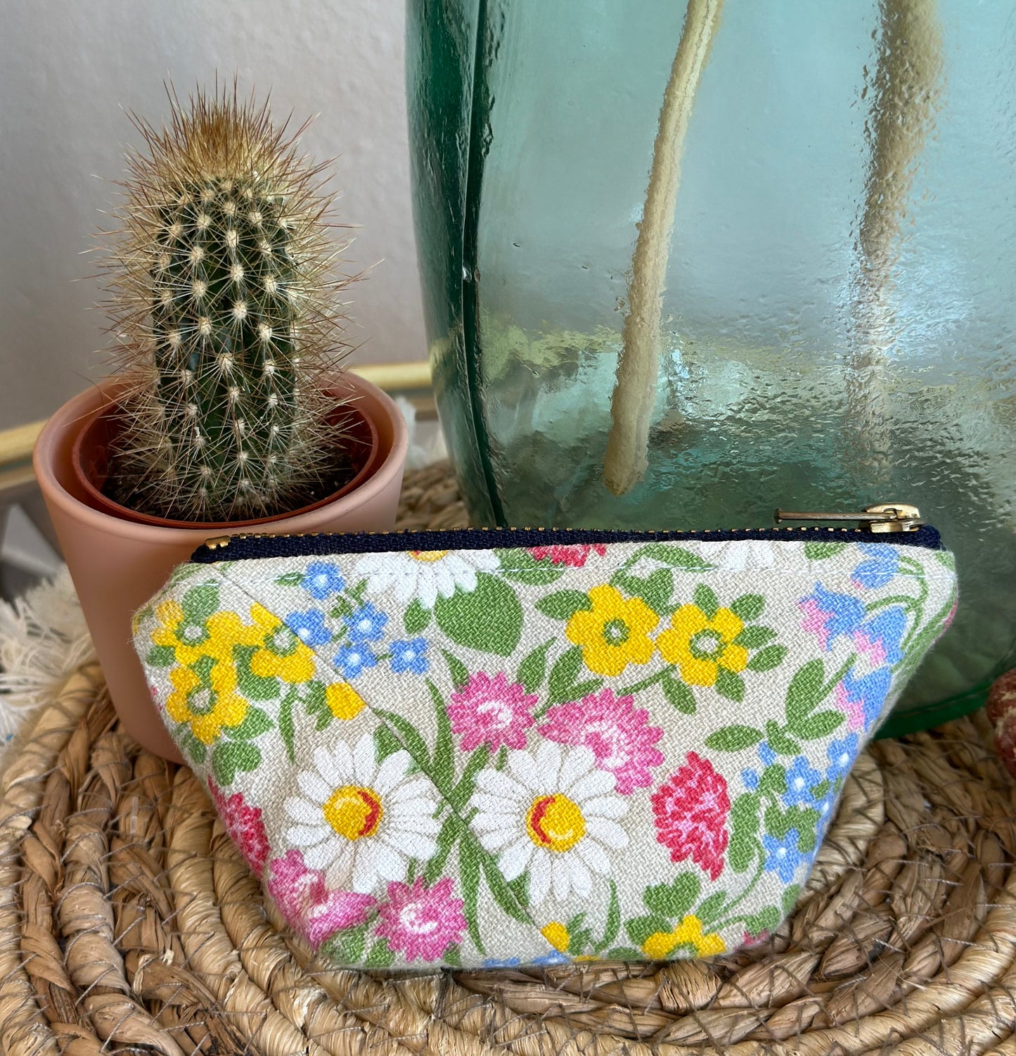 Petit porte-monnaie upcycling imprimé fleuri coloré