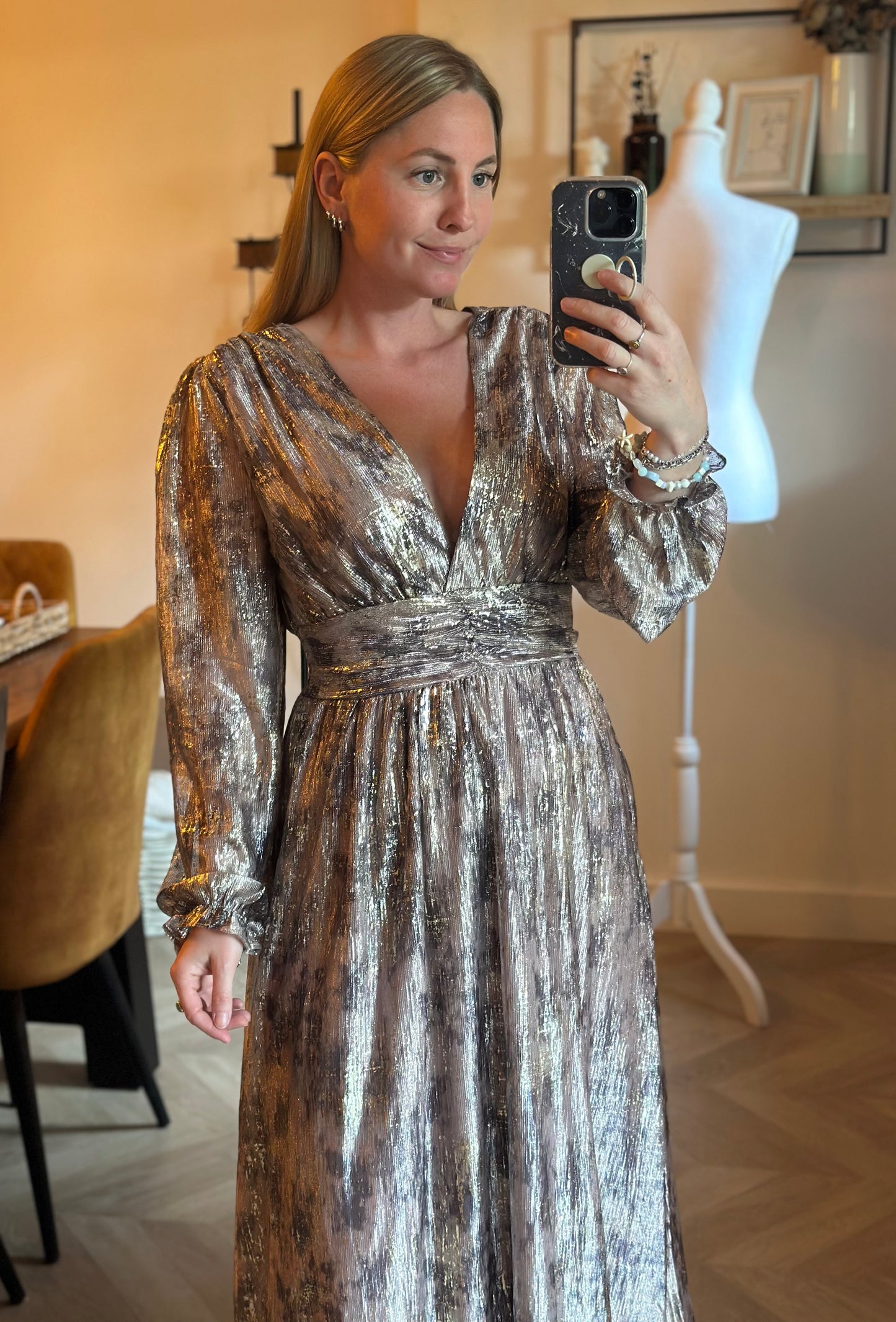 Robe longue irisée beige doré manches voile T.36/38