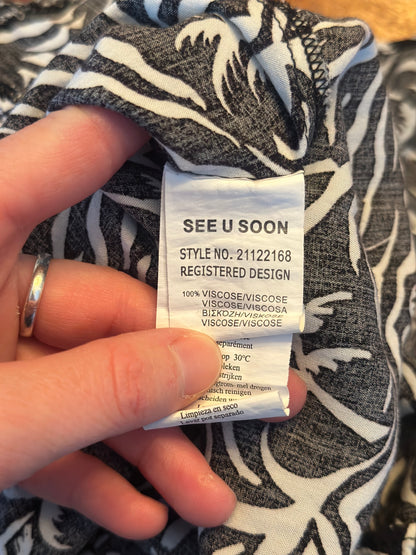Robe imprimé zèbre palmiers noir et blanc T.36