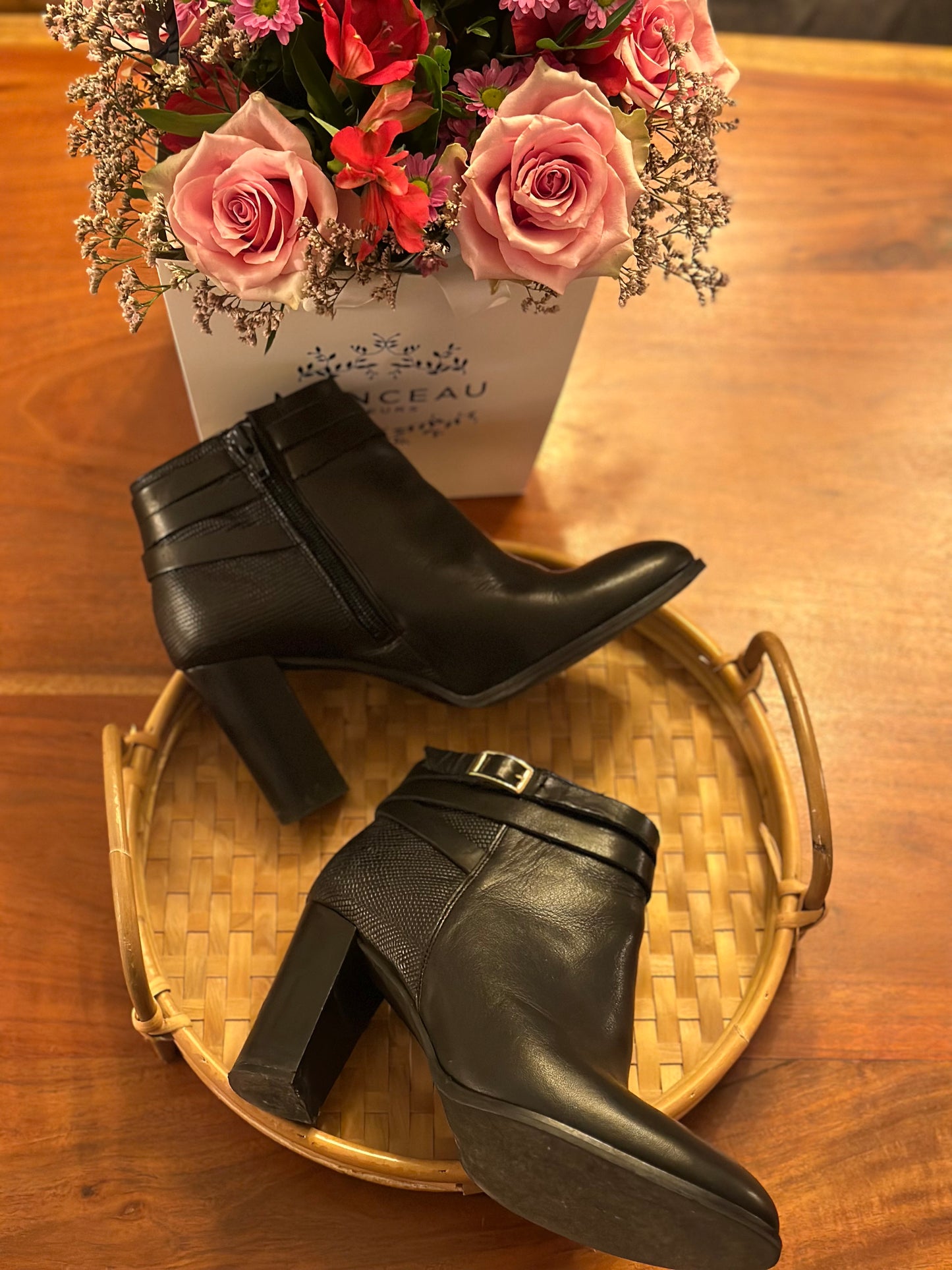 Bottines cuir noires P.38