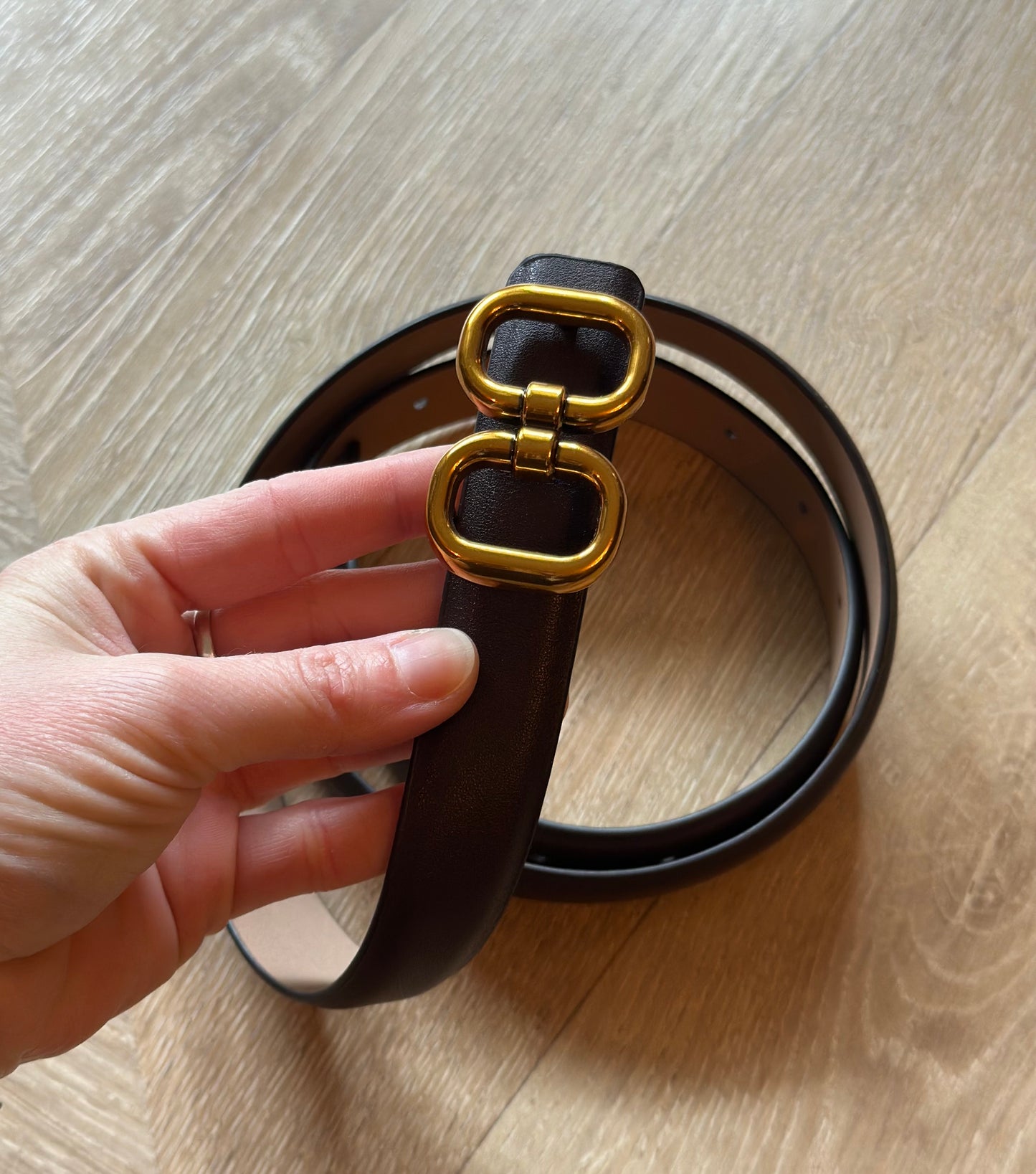 Ceinture en cuir marron foncé boucles dorées taille M