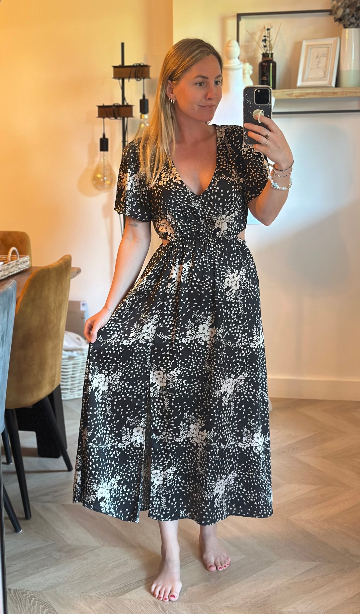 Robe longue imprimé fleuri noir et écru T.36/38