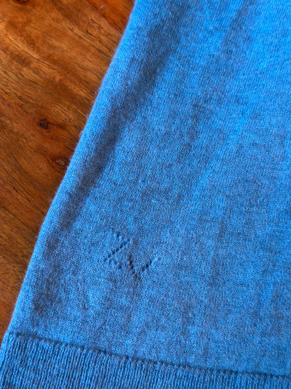 Pull col rond en cachemire bleu modèle miss cp T.36