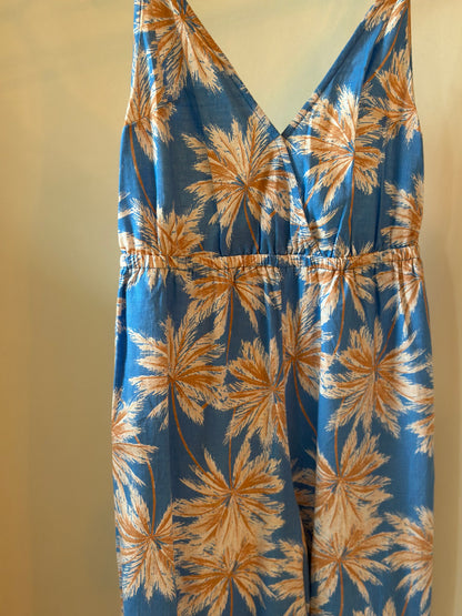 Combinaison d’été fluide bleu motifs palmiers T.34