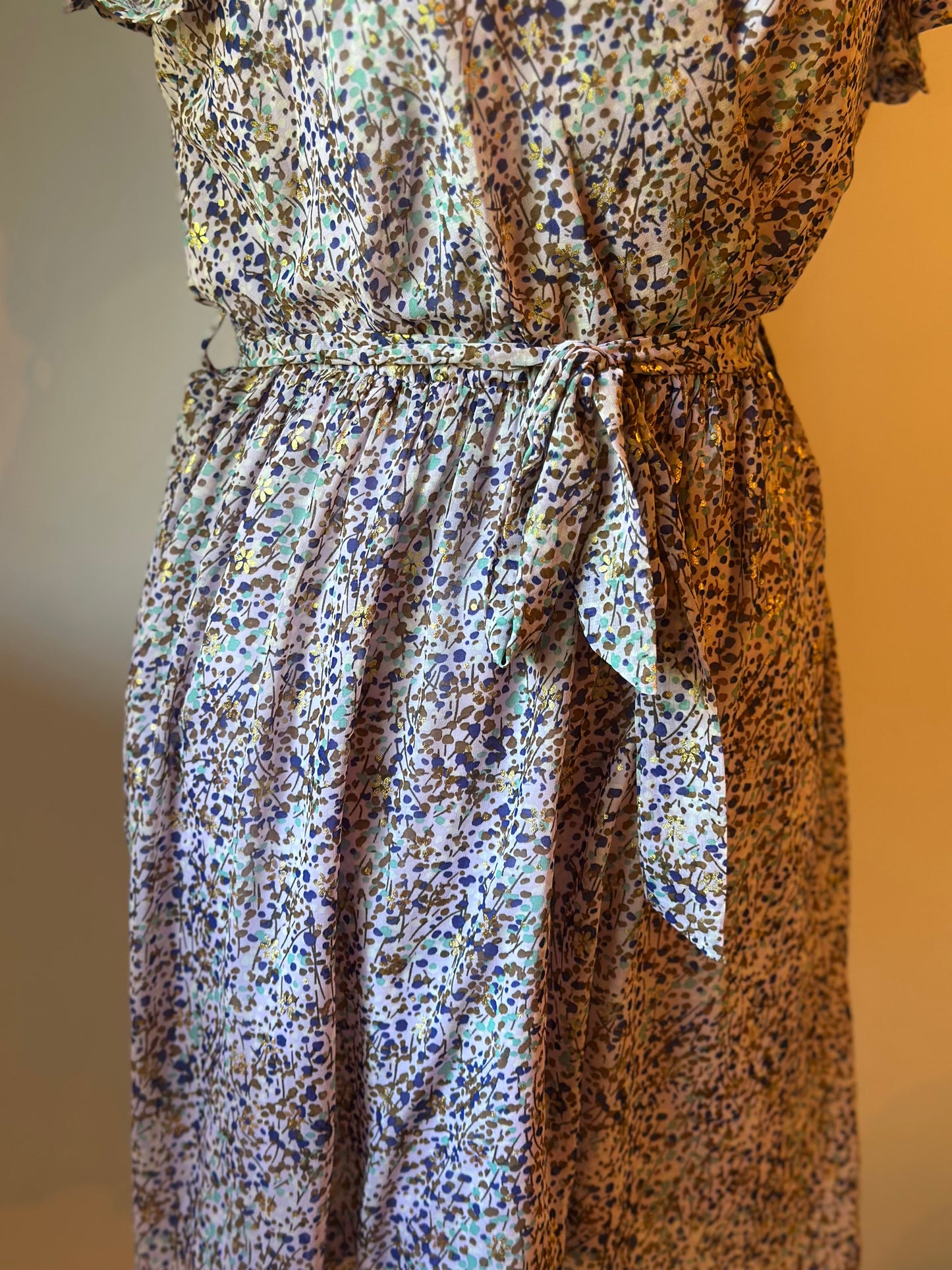 Robe fluide fleurie à col cache-cœur T.38/40