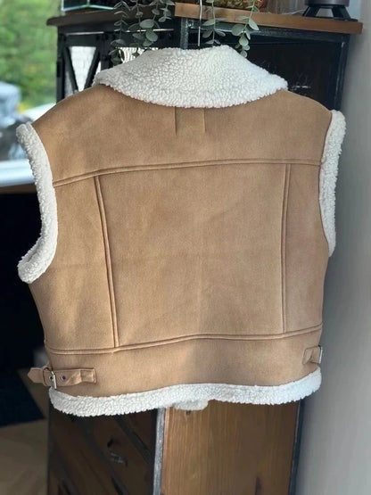 Veste sans manches style peau retournée beige et écru T.34