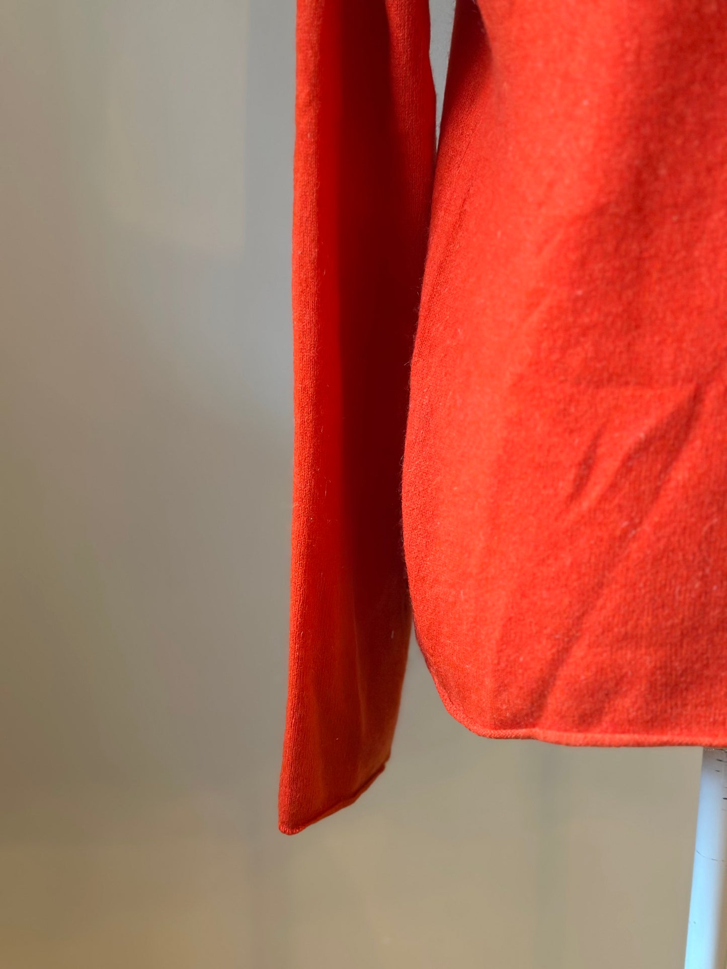 Pull col V 100 % cachemire T.38