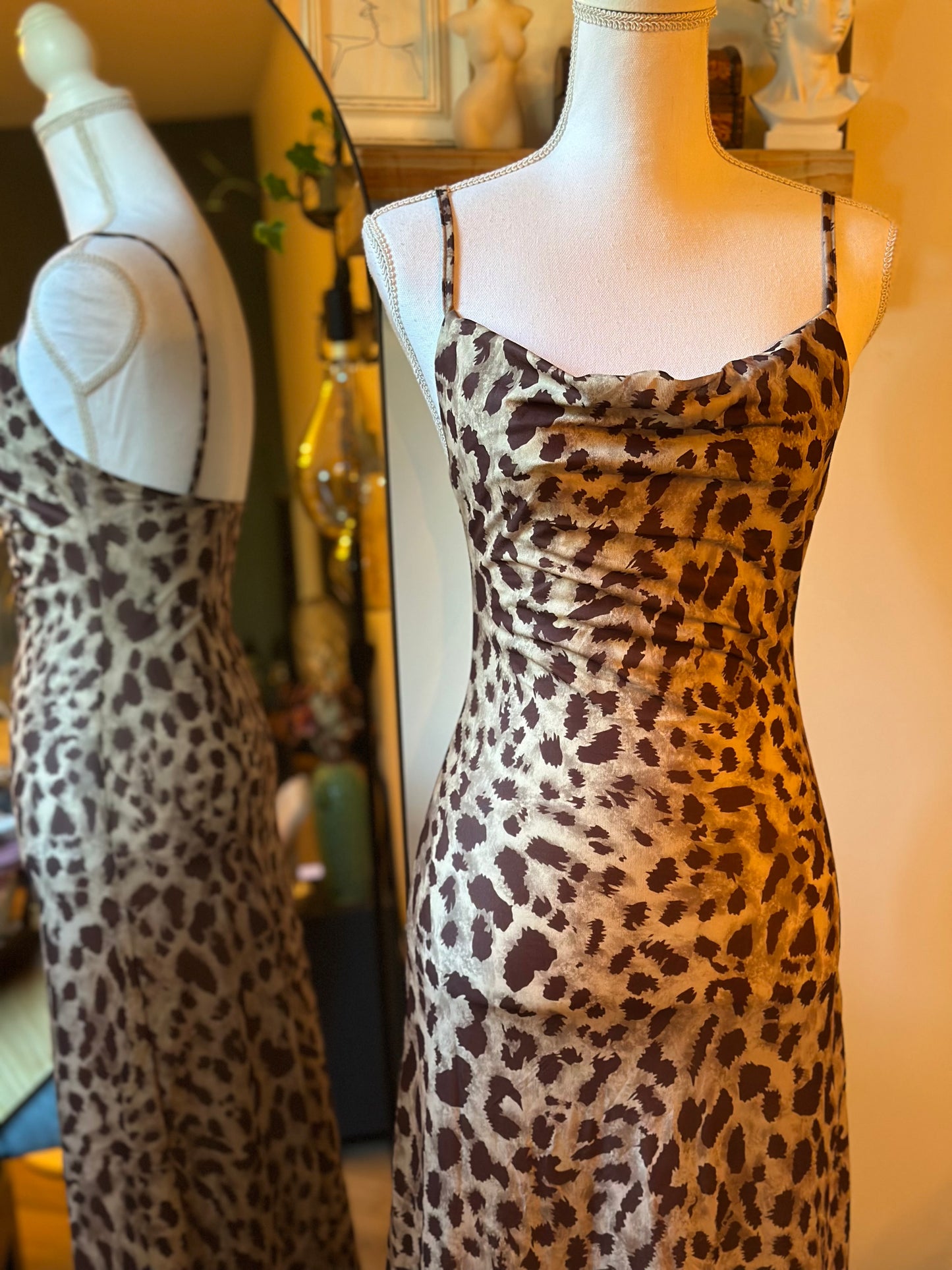 🐆 Robe longue léopard – neuve, T.36