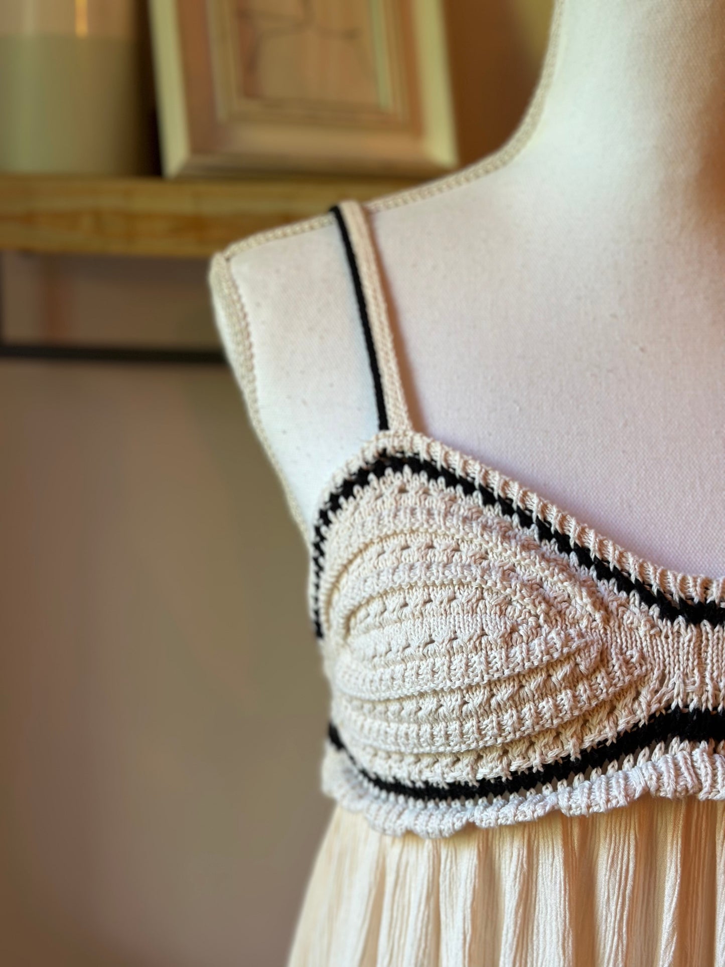 Robe longue fluide écrue détail crochet T.38