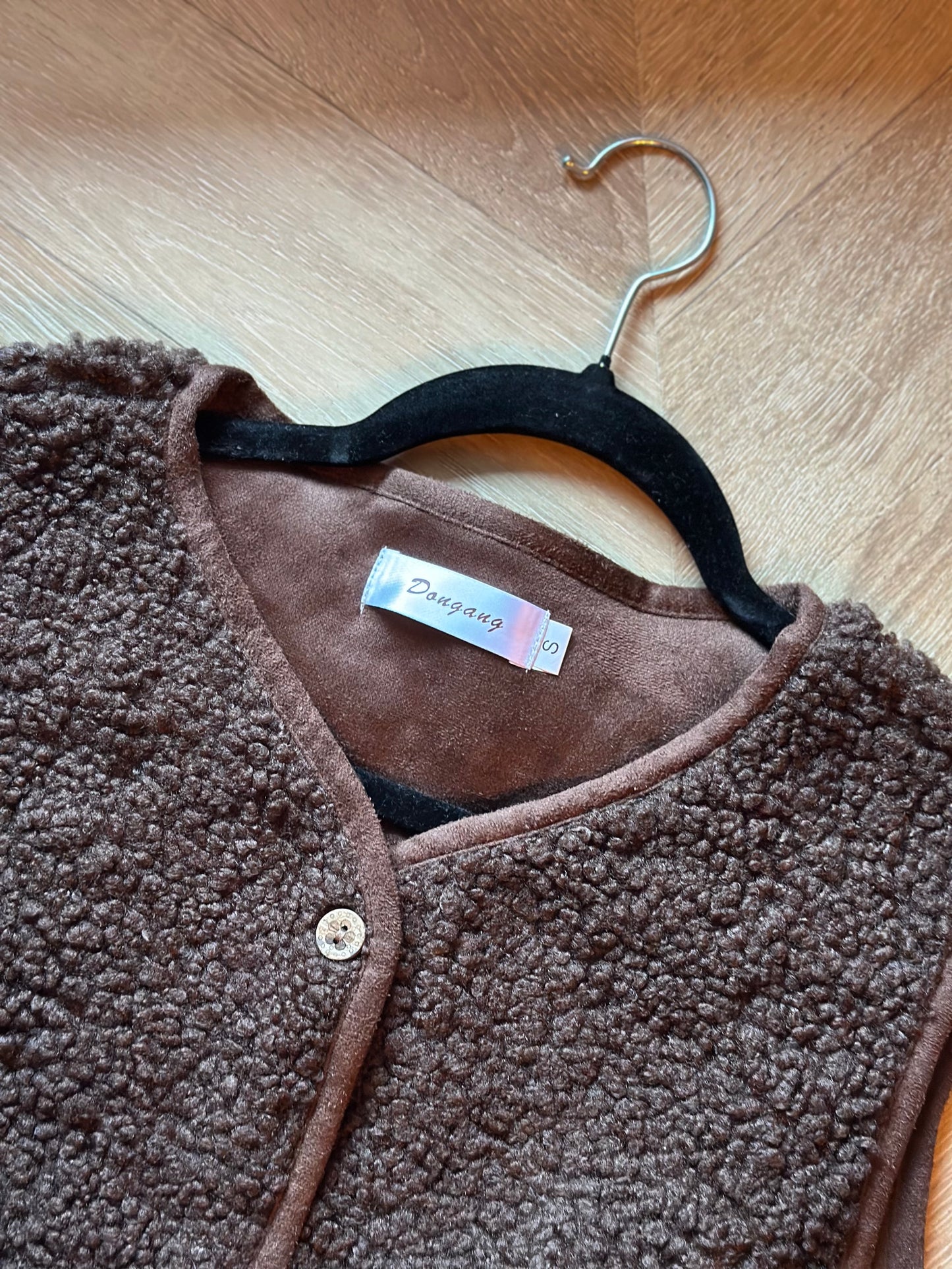 Gilet sans manches marron effet mouton neuf T.36