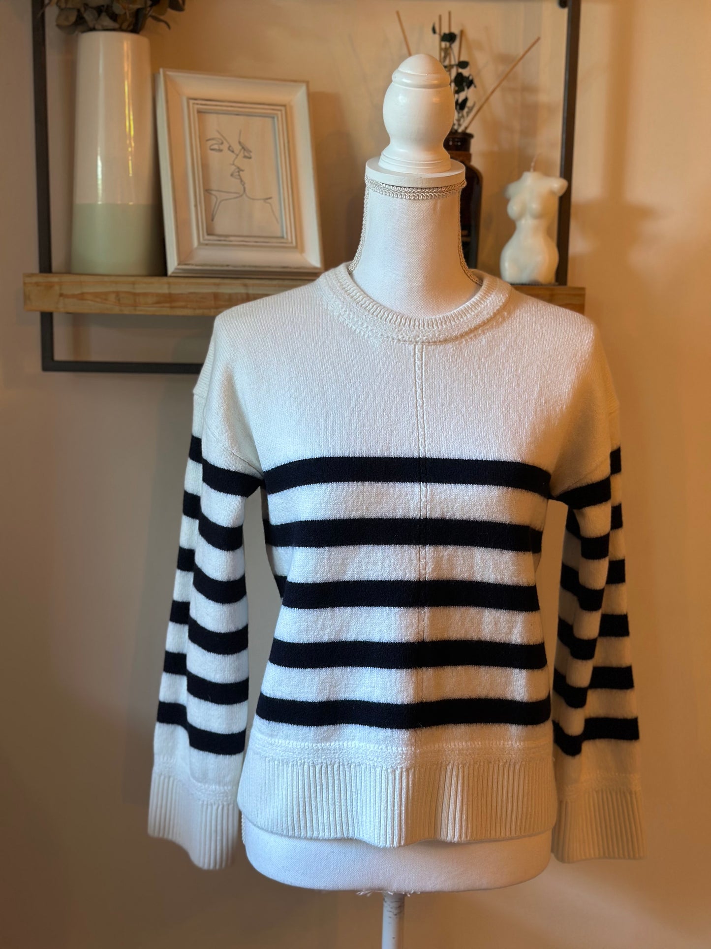 Pull marinière laine mérinos écru rayures noires modèle Bastien T.36