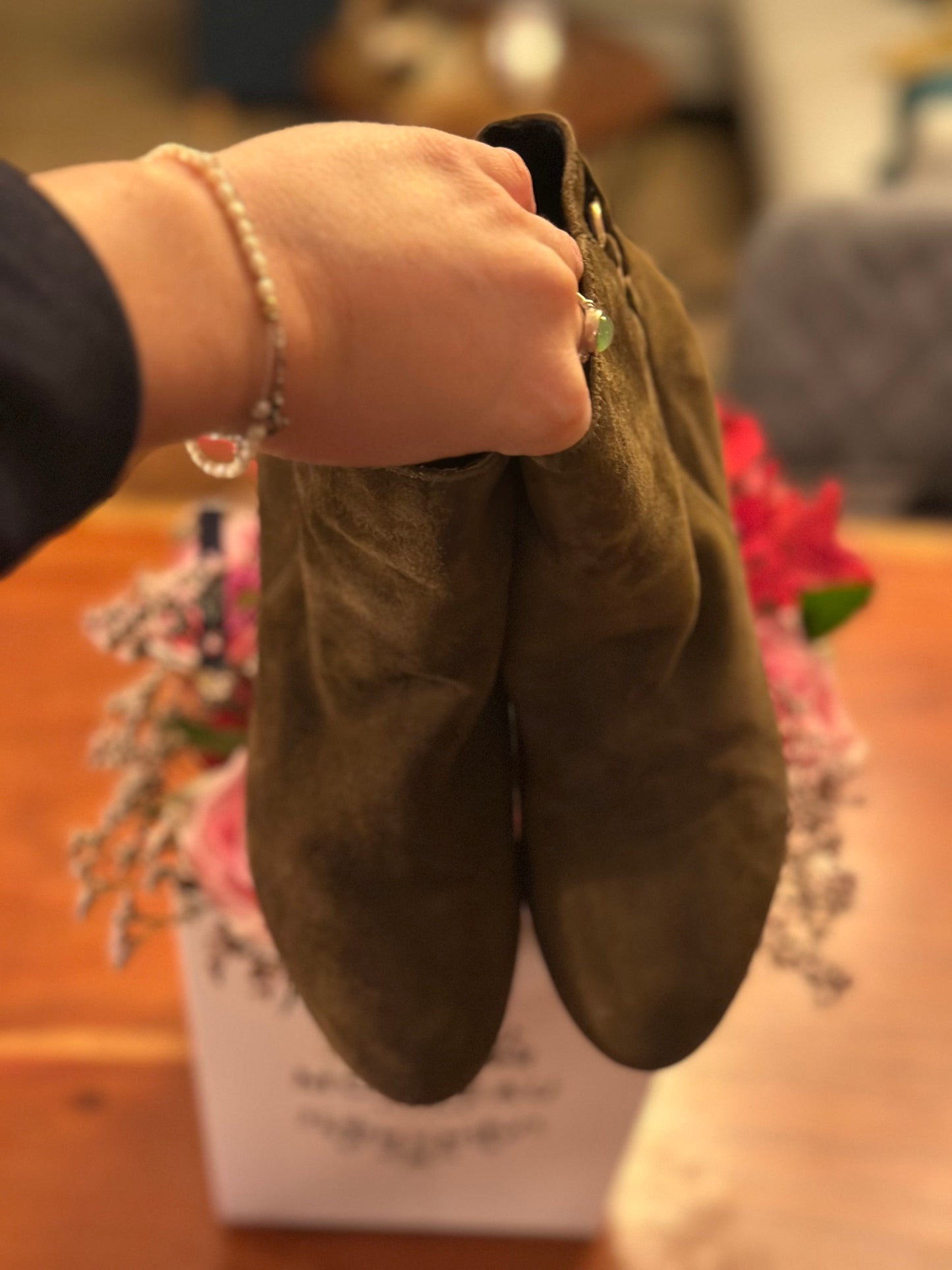 Bottines en cuir daim marron/kaki T.35