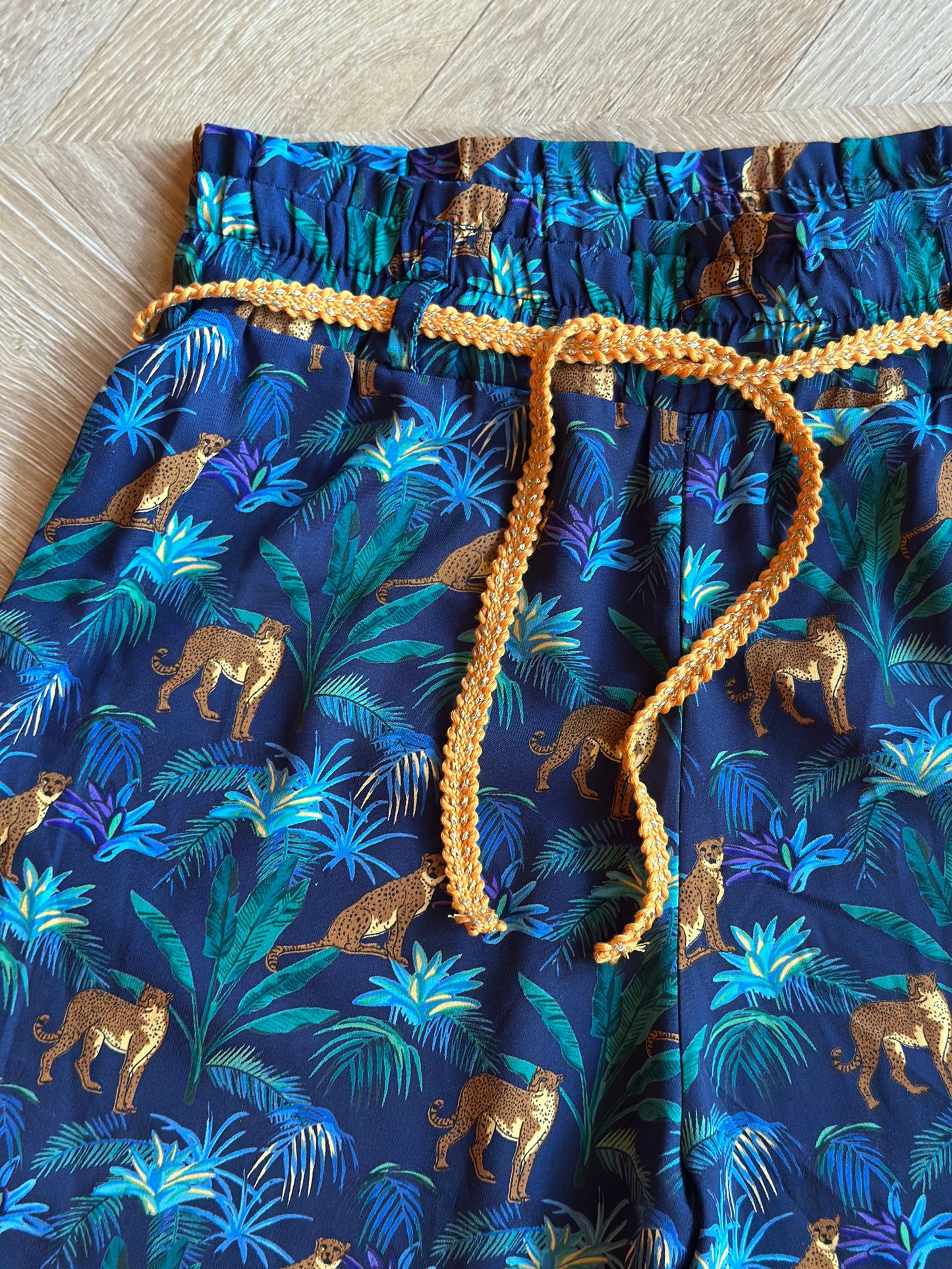 Pantalon fluide large jungle léopard T.36