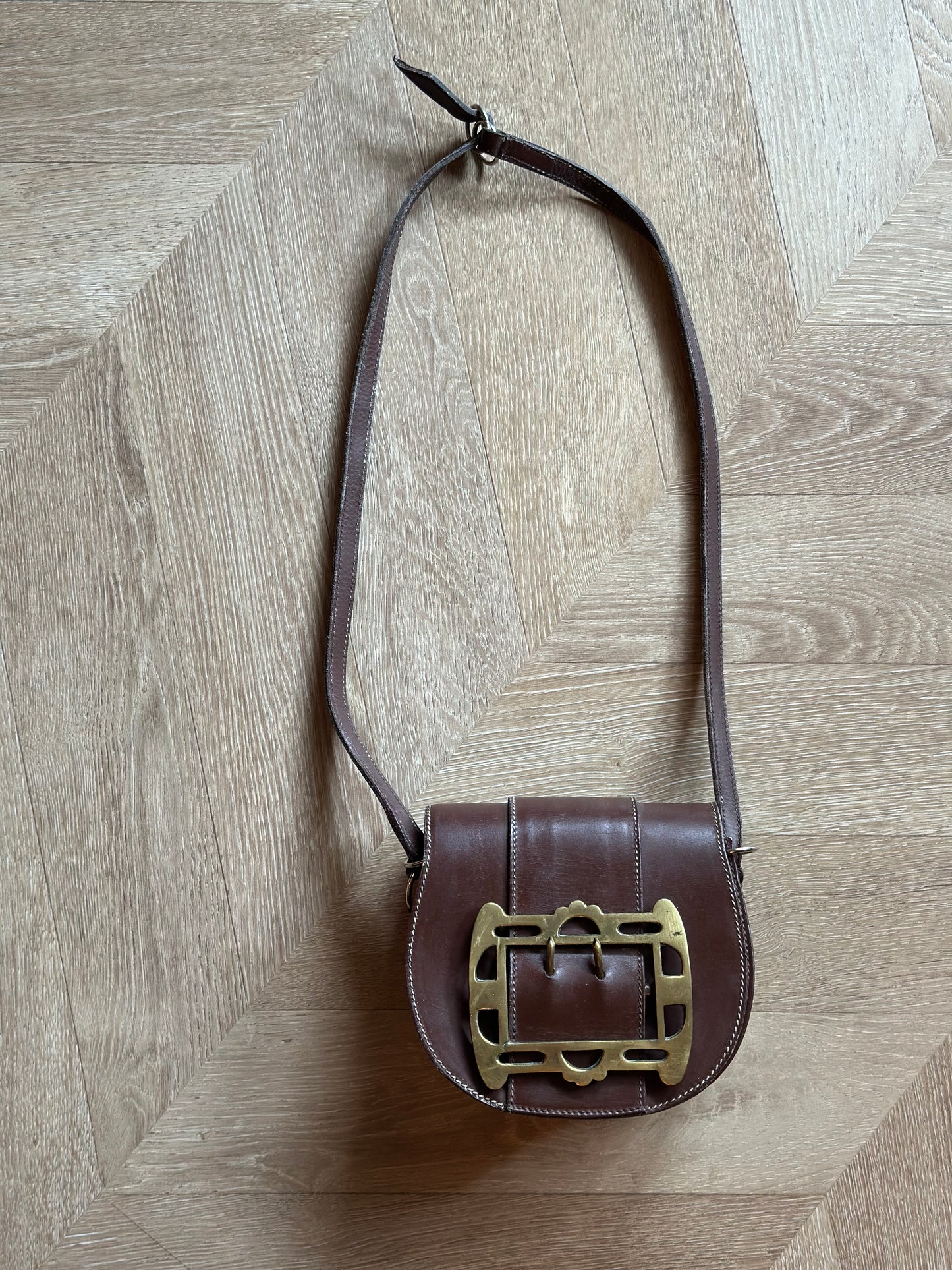 Sac bandoulière cuir marron vintage boucle métal – Made in France