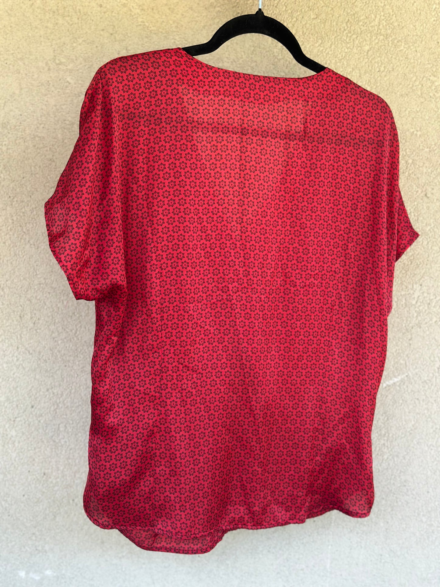 Blouse effet satiné – imprimé fleuri col V T.44