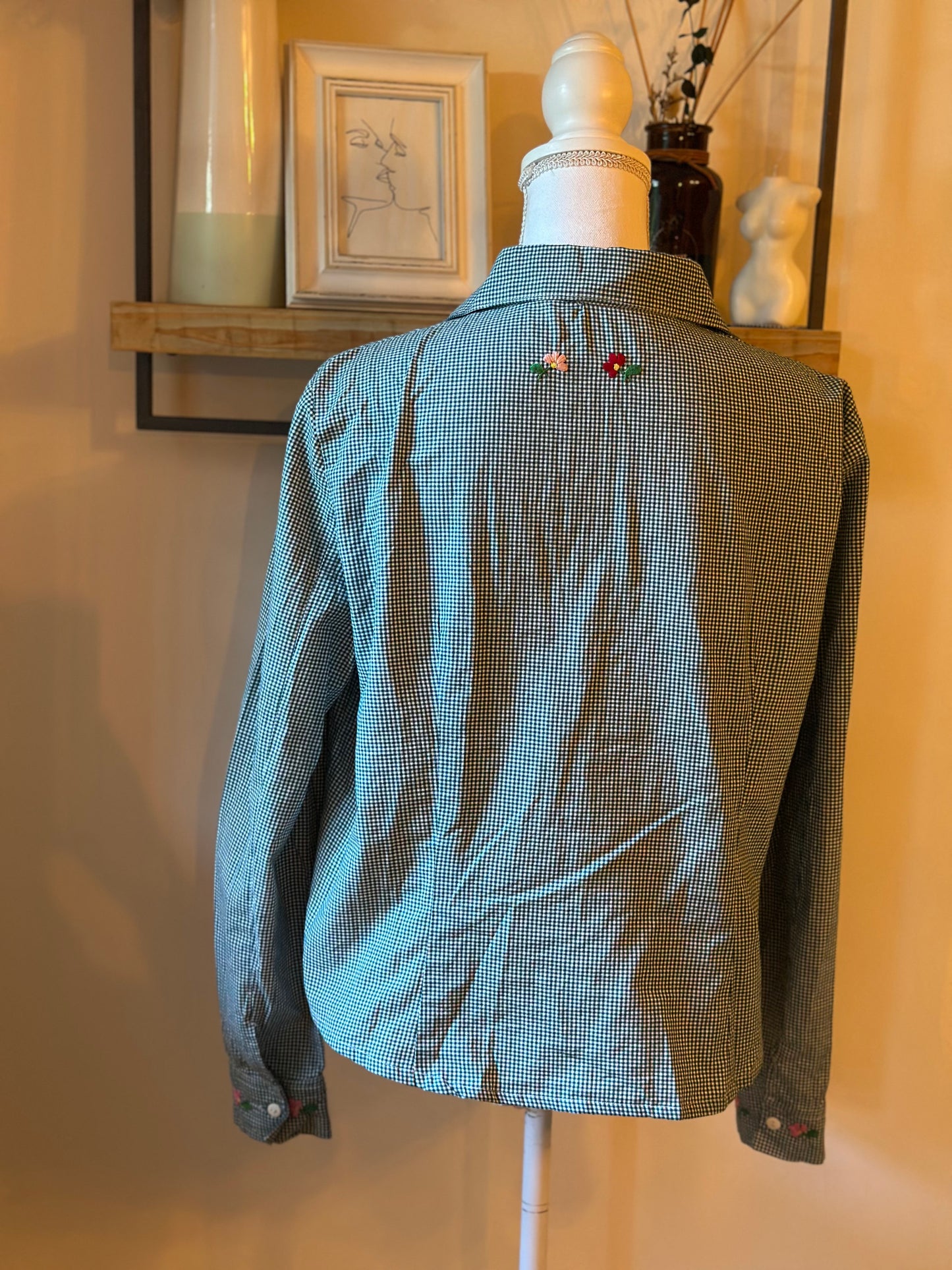 Chemise vintage vichy vert à fleurs brodées – Fabriquée en France T.U