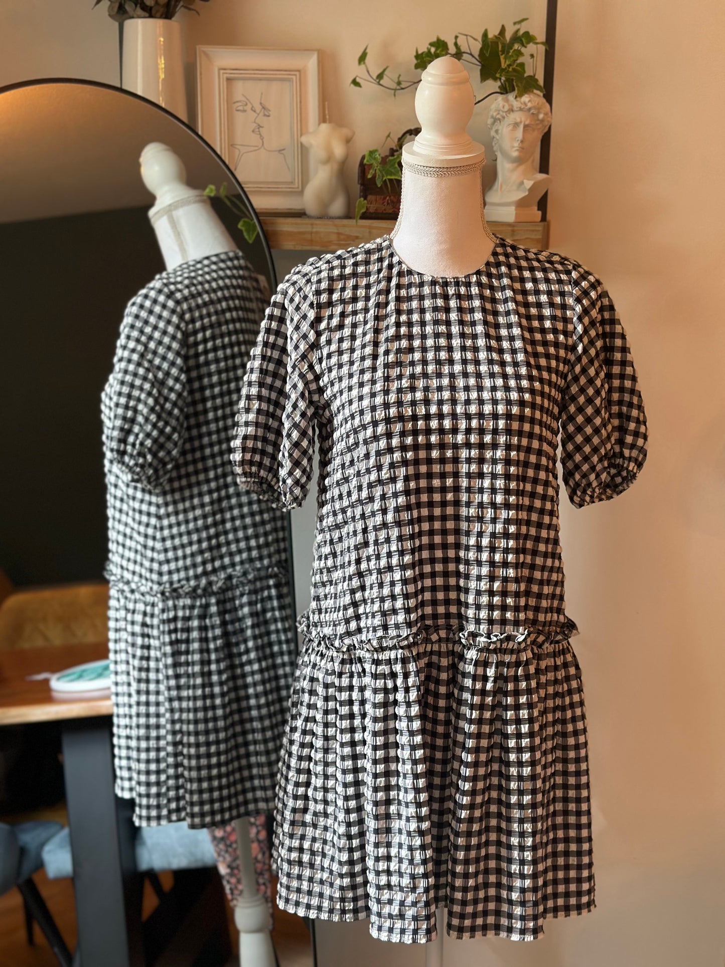 Robe à carreaux noire et blanche T.34/36 oversize