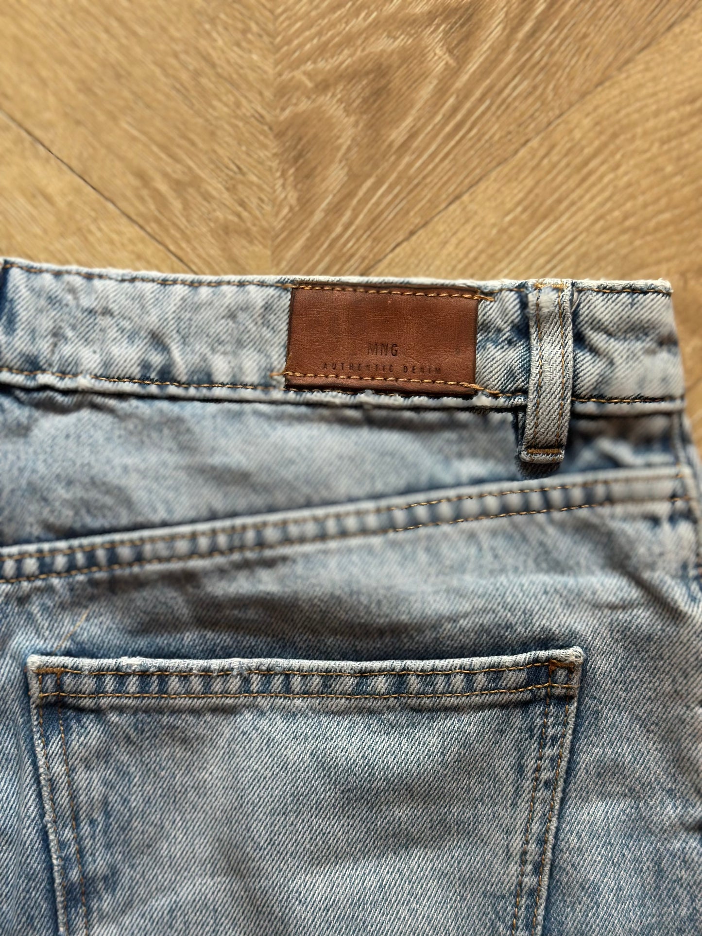 Jean bleu clair à jambes larges modèle Culotte, T.38