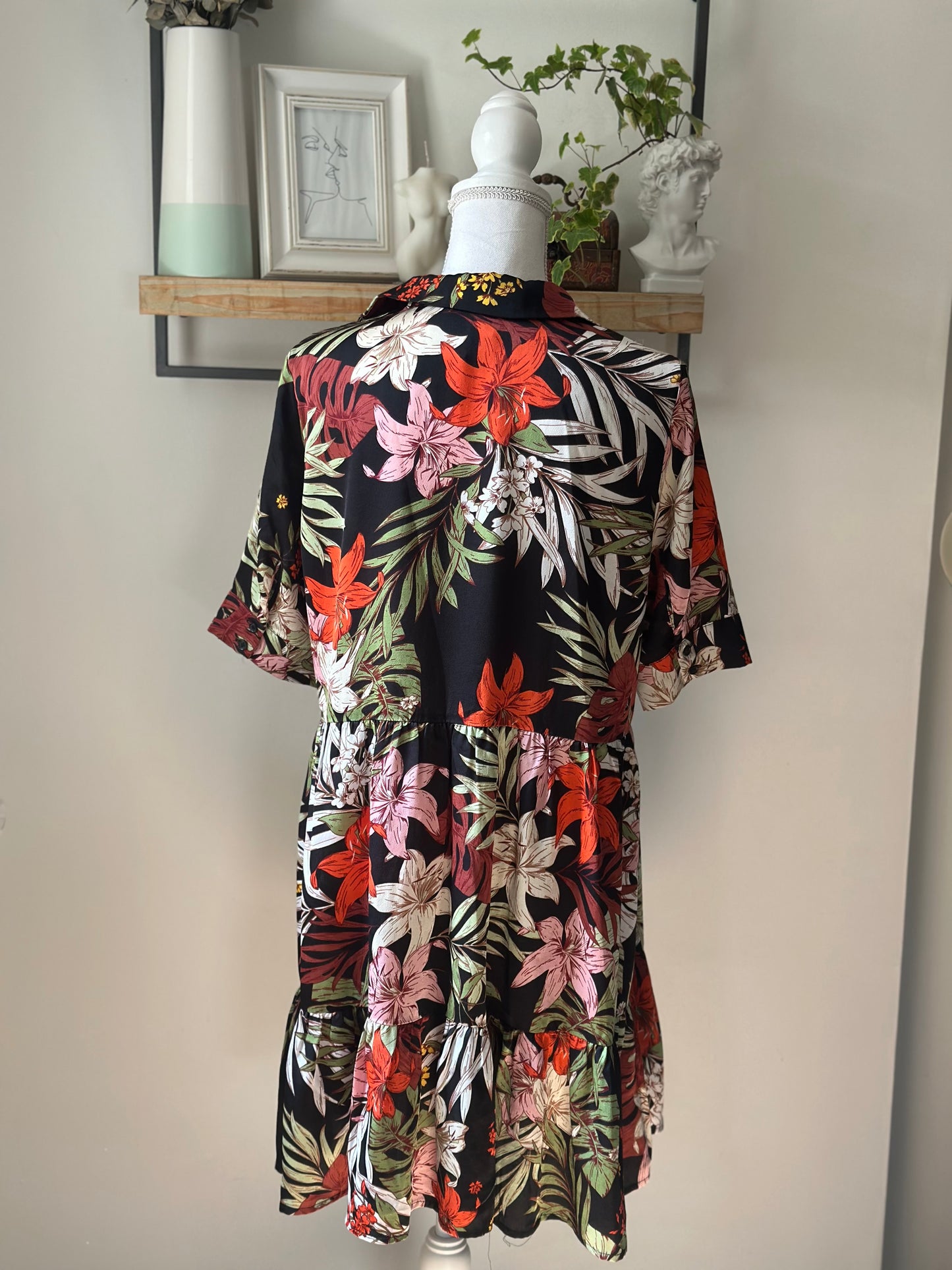 Robe fleurie fluide T.38